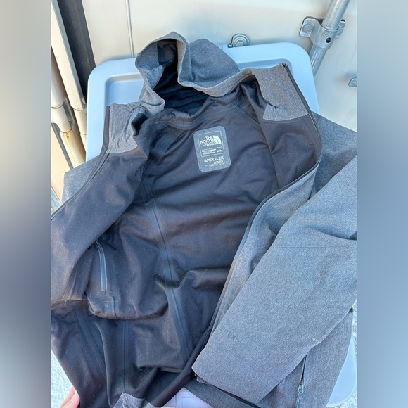 The North Face Apex Flex Gore-Tex Jacket - Picture 3 of 4